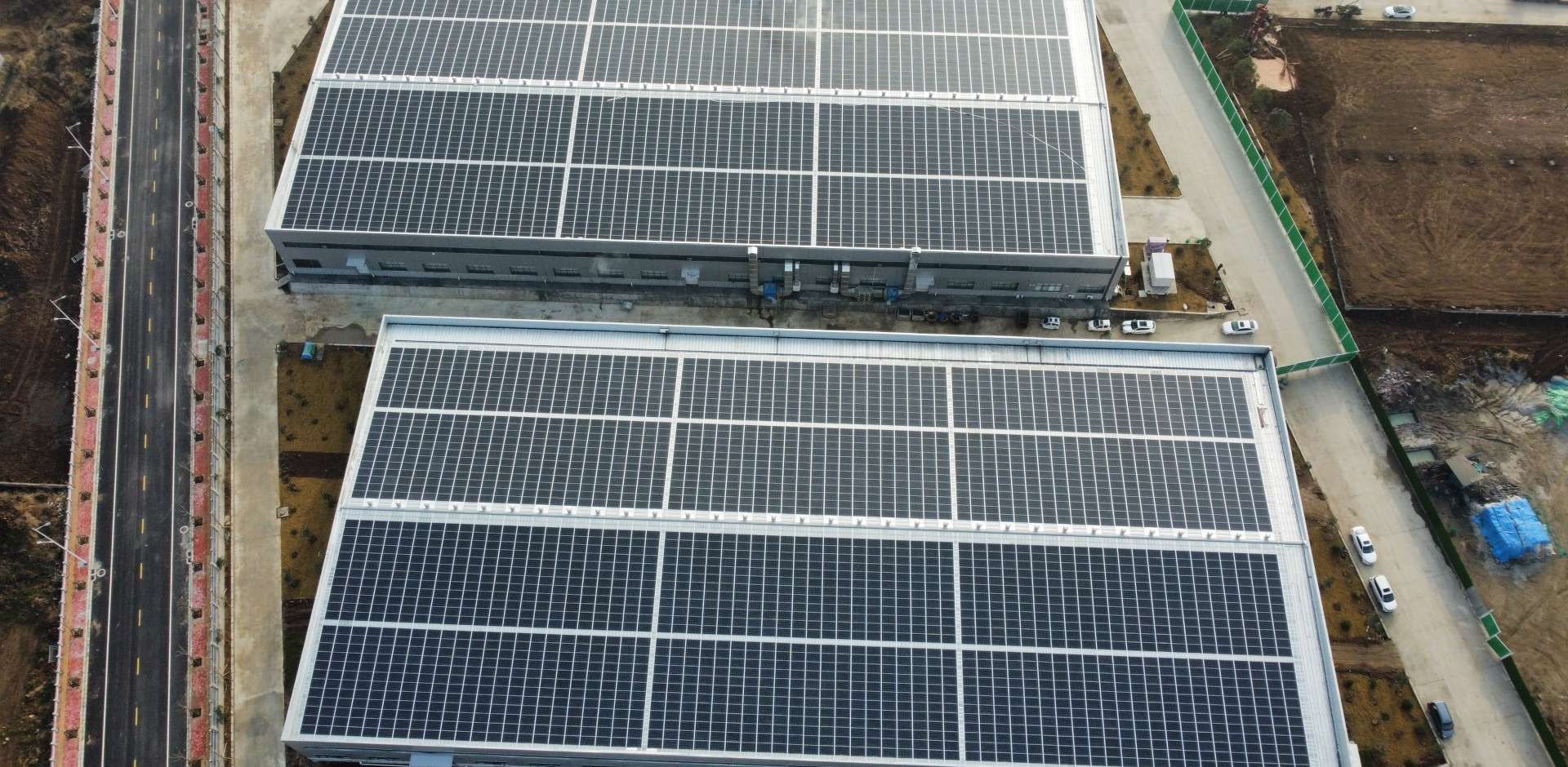 1920-2021年3月，河南唐河县 中部食品城BIPV光伏项目，装机量1.8MW，年发电200万度，满足45%用电需求.jpg